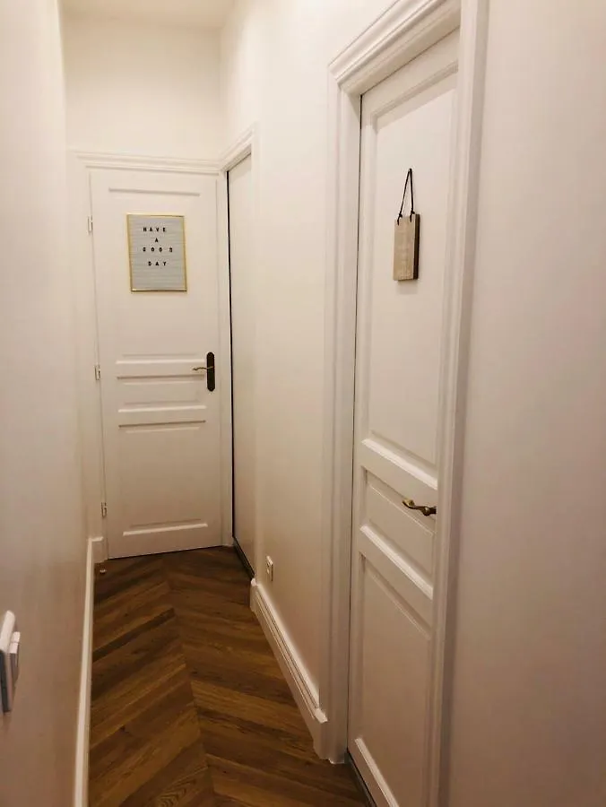 Montorgueil Apartment Paris