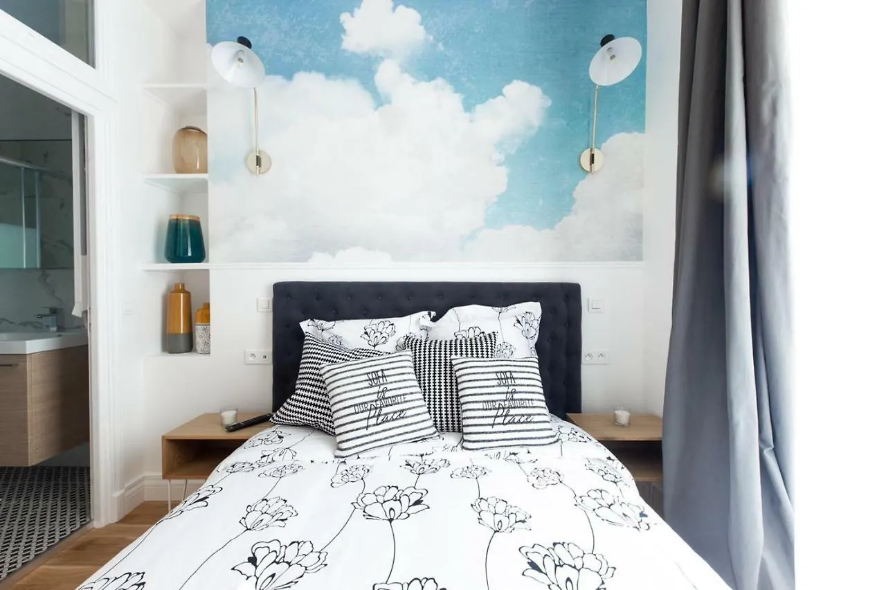 Montorgueil Apartment