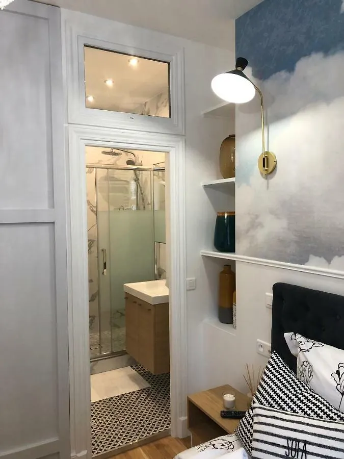 Montorgueil Apartment *